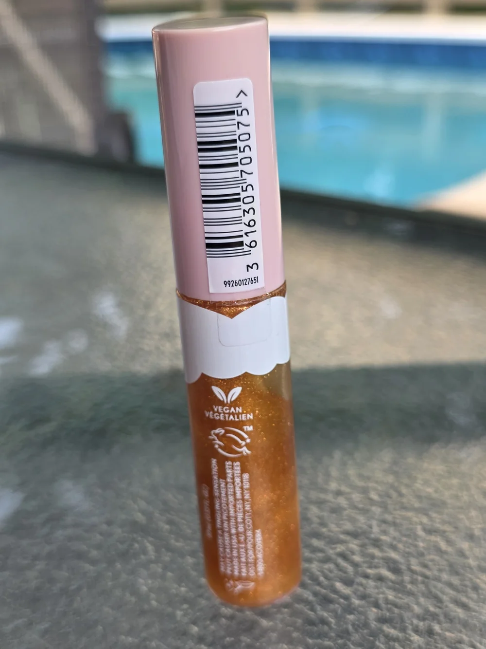 COVERGIRL Clean Fresh Plumper Gloss